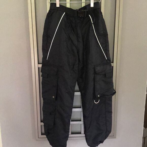 Urban Outfitters Black nylon cargo pants hip-hop pants size XS - Picture 1 of 6
